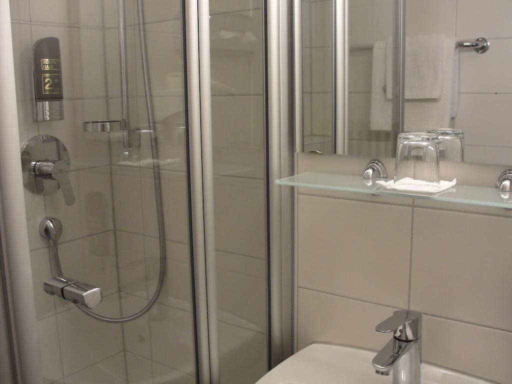 Hotel Alte Krone Tübingen Eksteriør bilde